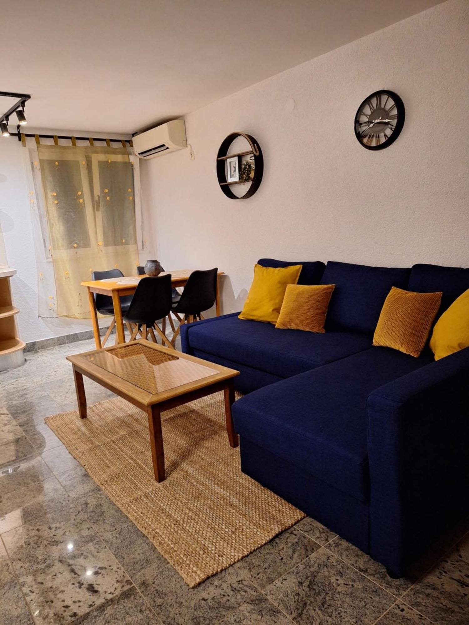 Apartments Romana สลาทิเน ภายนอก รูปภาพ